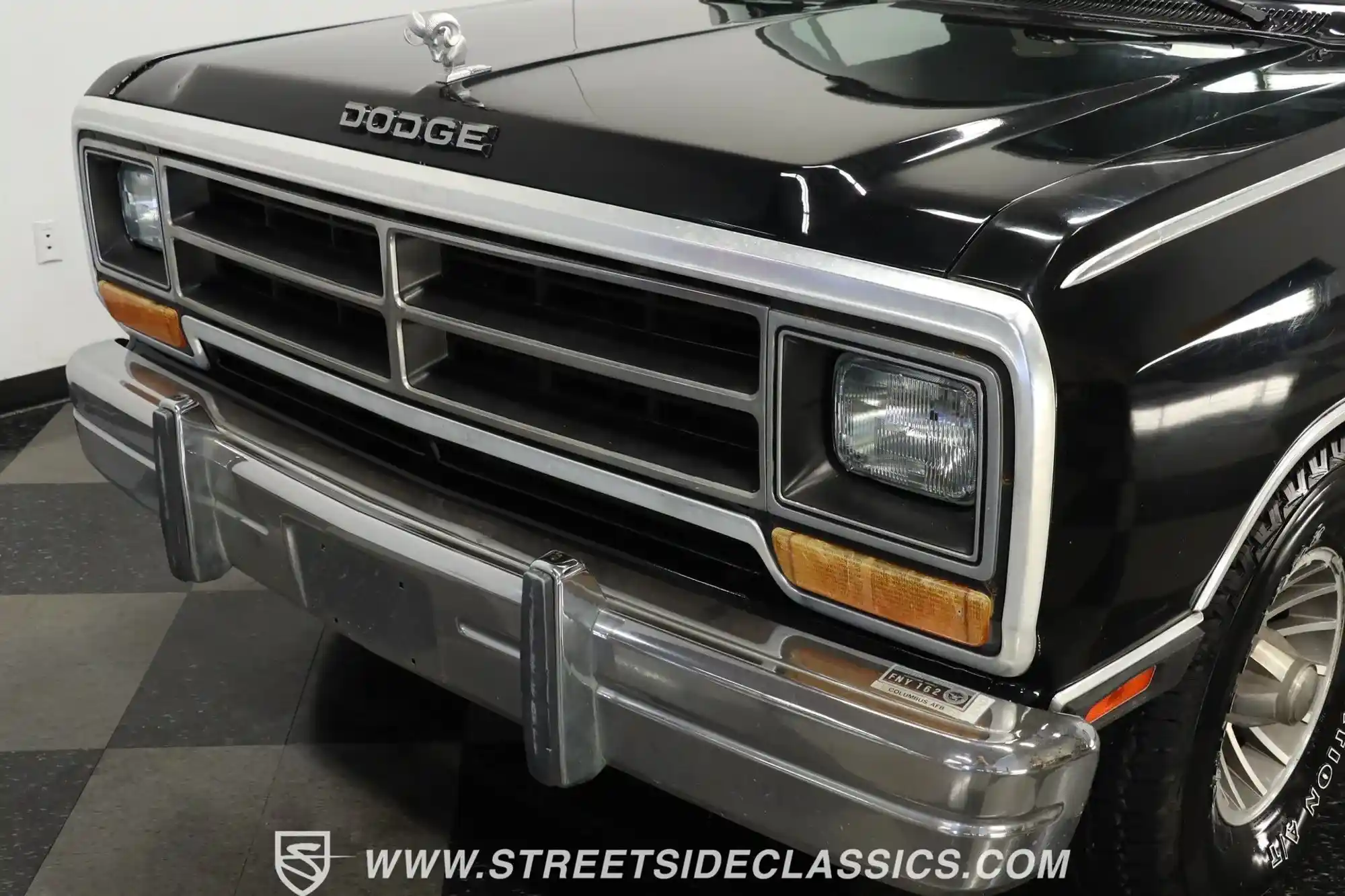 1986-dodge-ramcharger-prospector-for-sale-tampa-fl-12