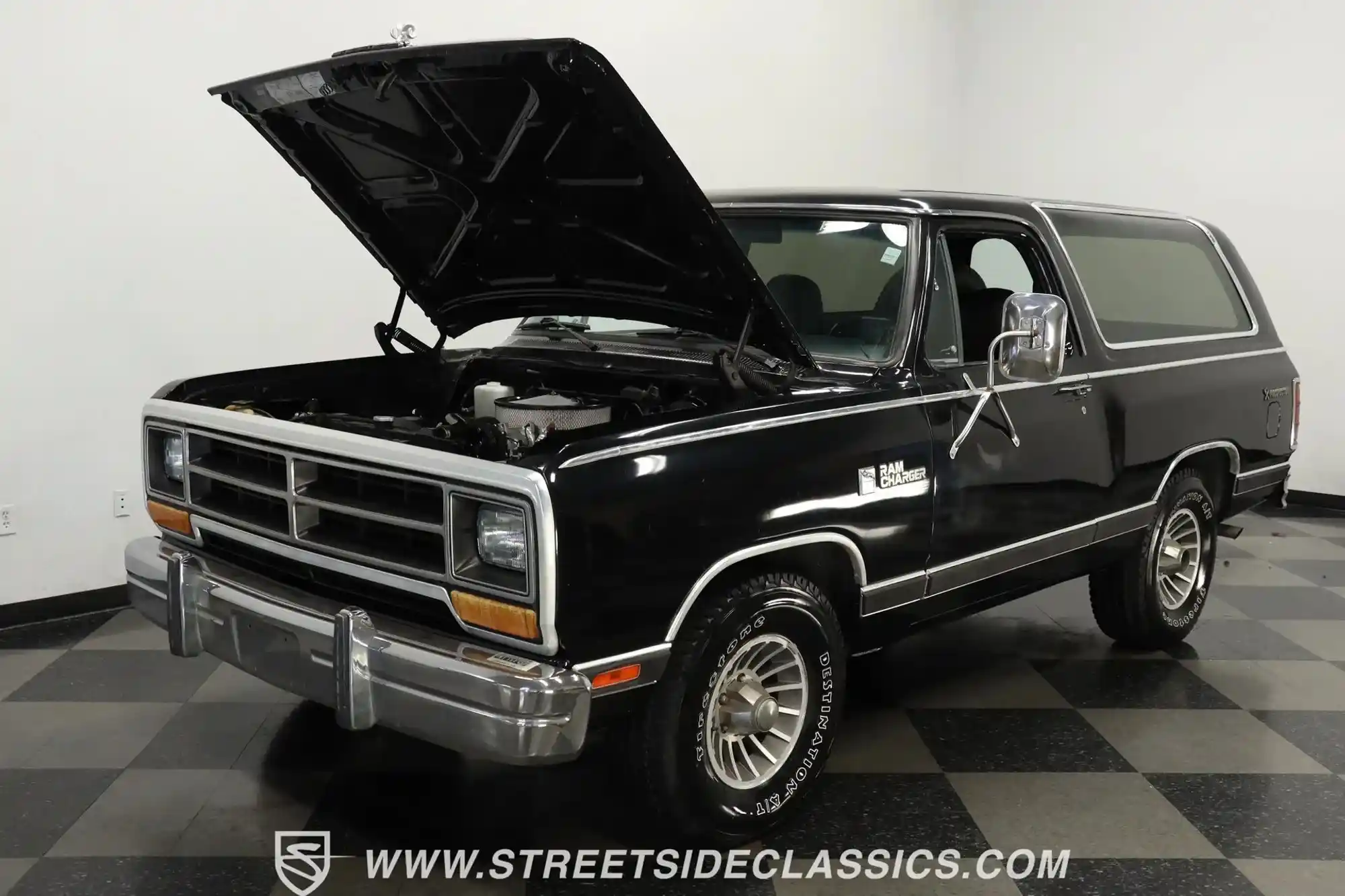 1986-dodge-ramcharger-prospector-for-sale-tampa-fl-23