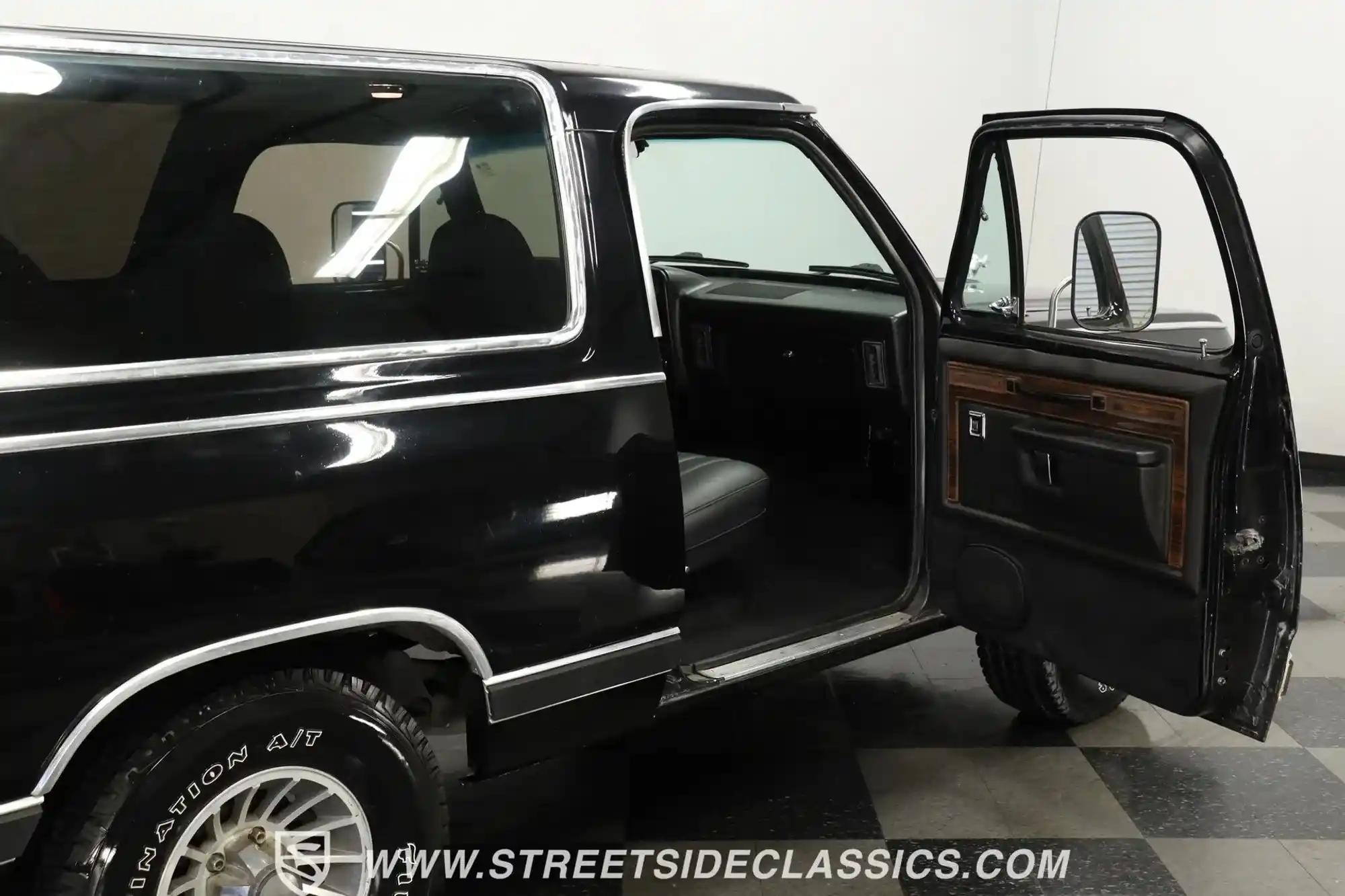 1986-dodge-ramcharger-prospector-for-sale-tampa-fl-28