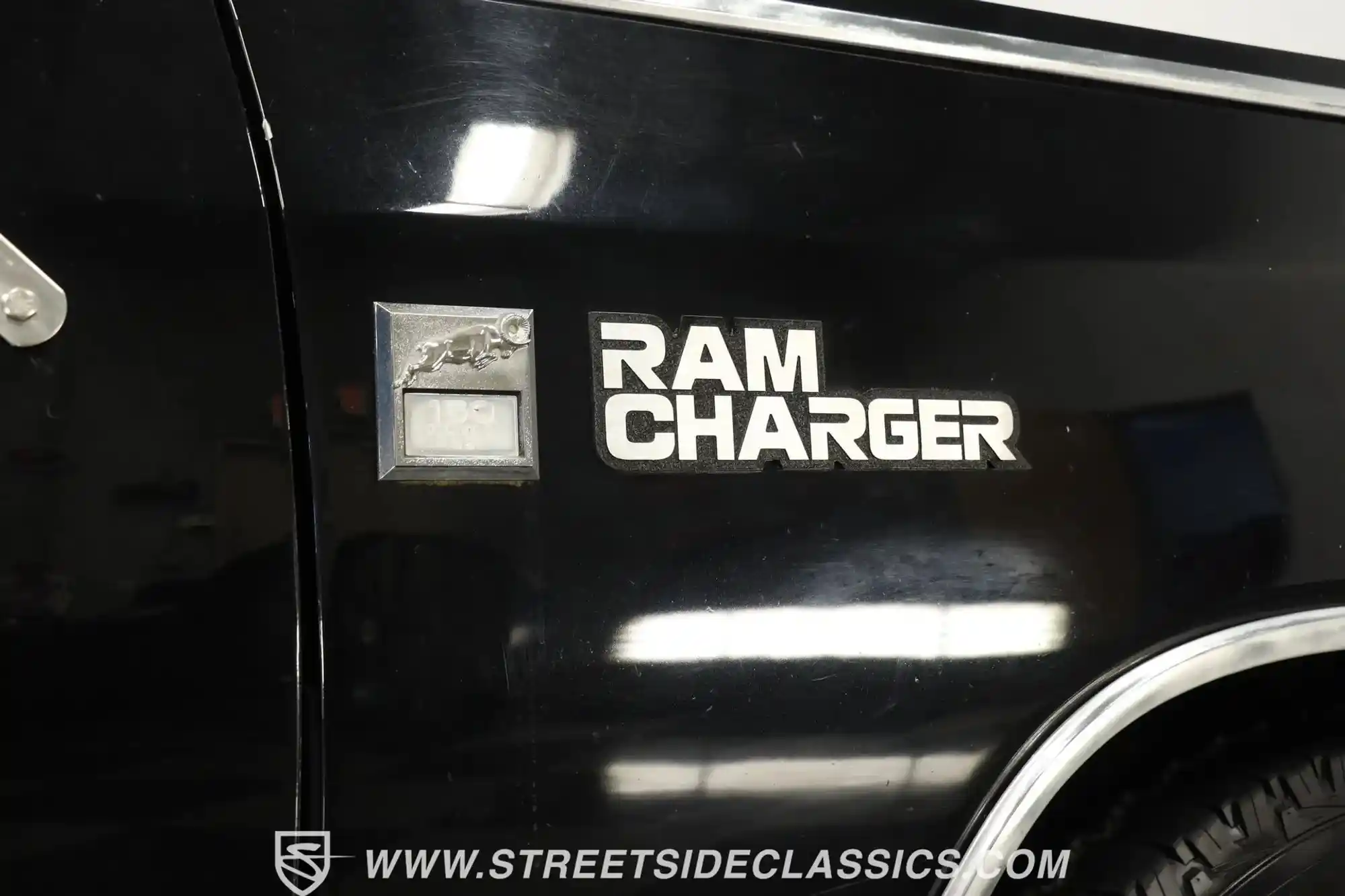 1986-dodge-ramcharger-prospector-for-sale-tampa-fl-37