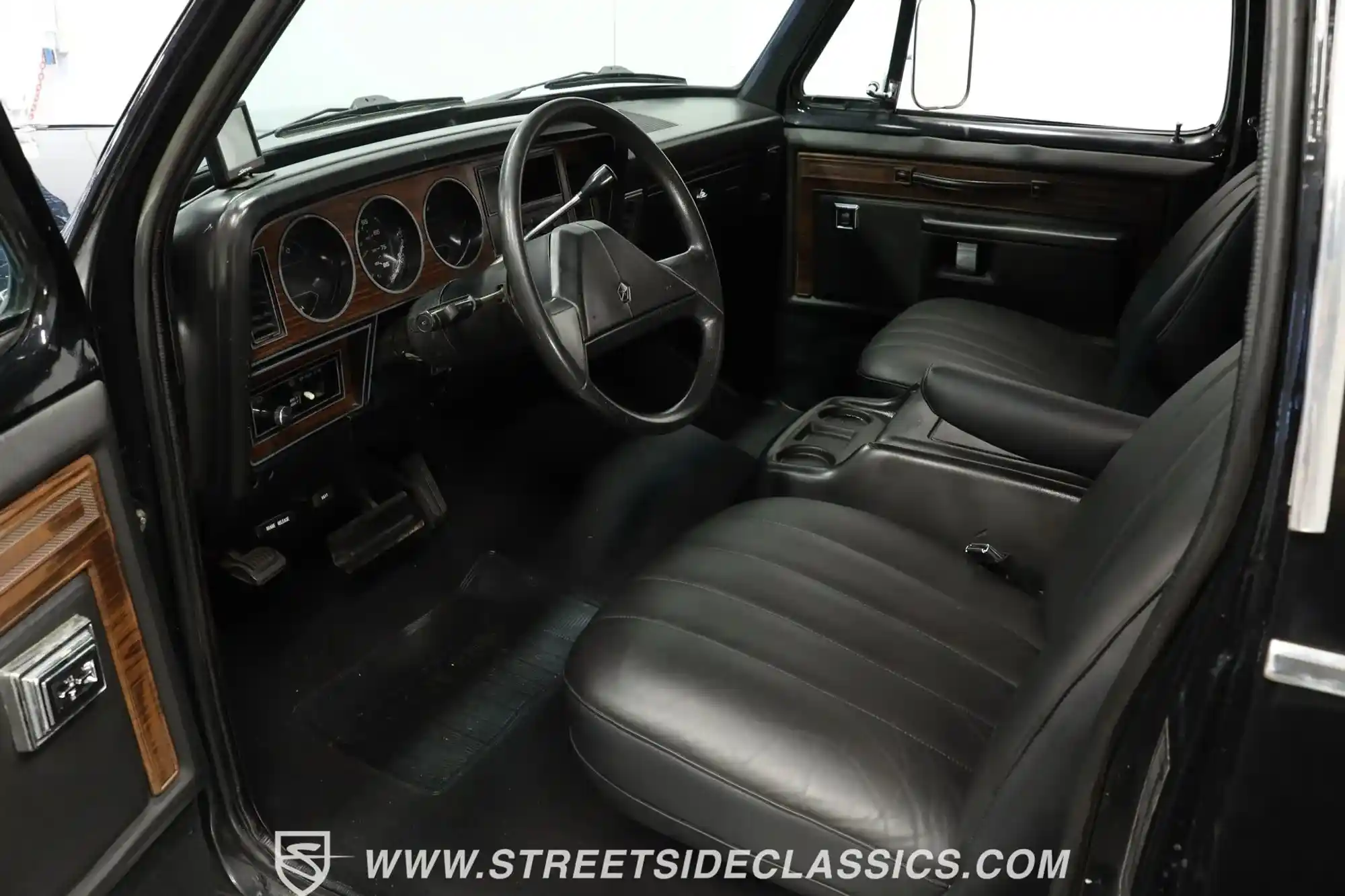 1986-dodge-ramcharger-prospector-for-sale-tampa-fl-38