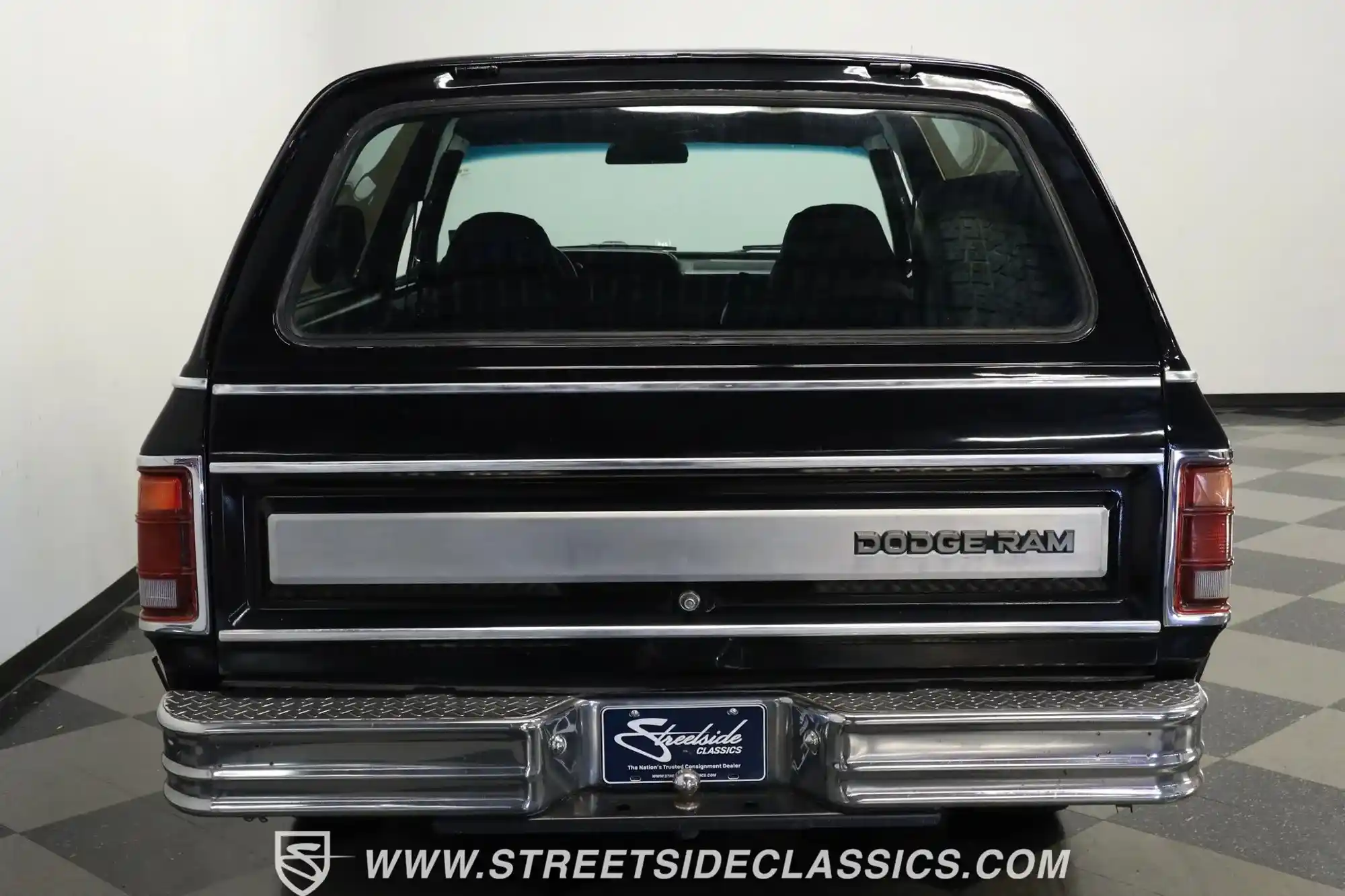 1986-dodge-ramcharger-prospector-for-sale-tampa-fl-4