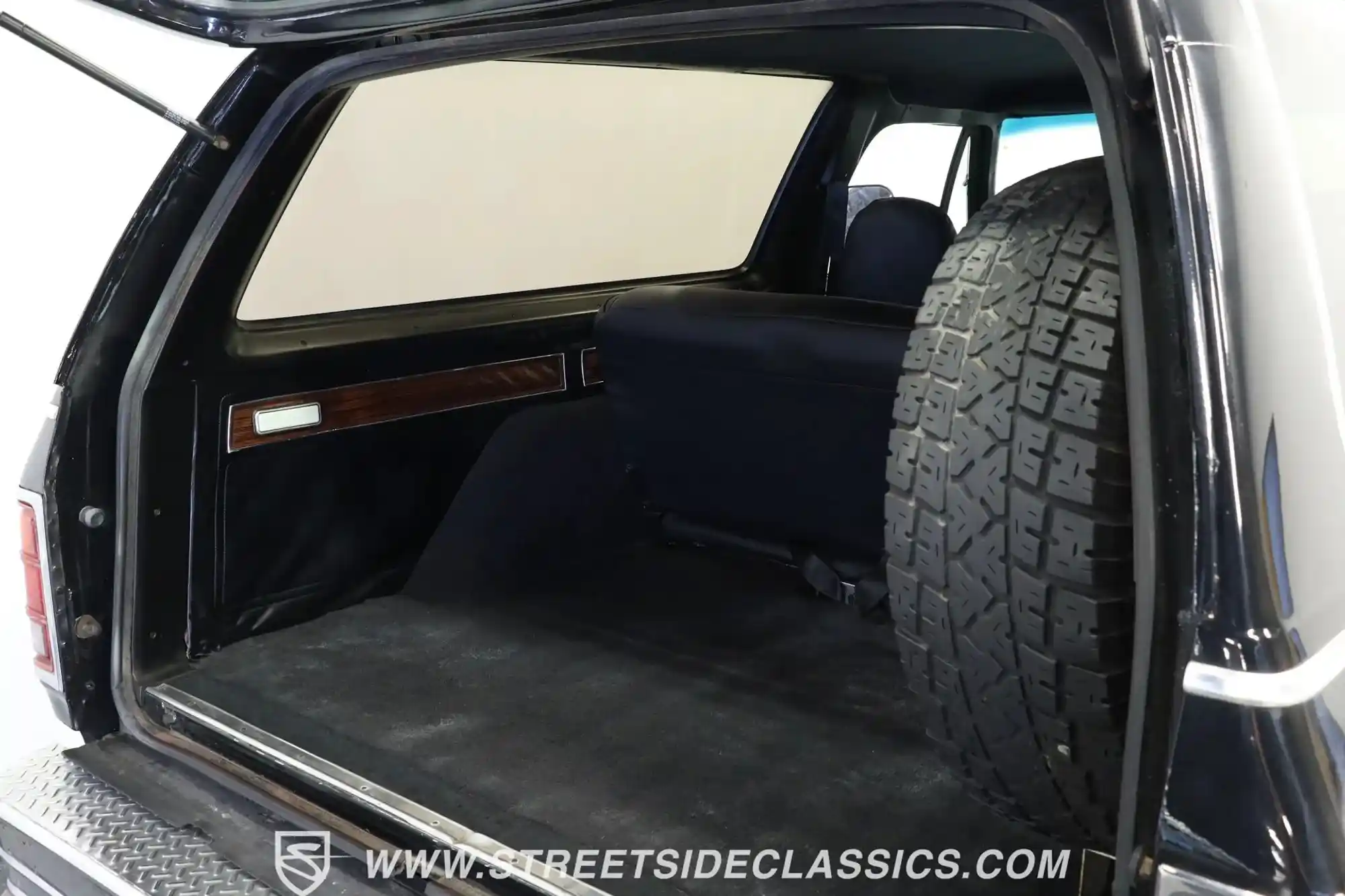 1986-dodge-ramcharger-prospector-for-sale-tampa-fl-56