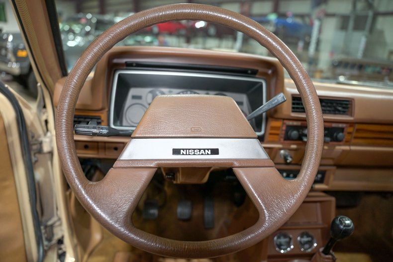 1986-nissan-hardbody-dlx-king-cab (27)
