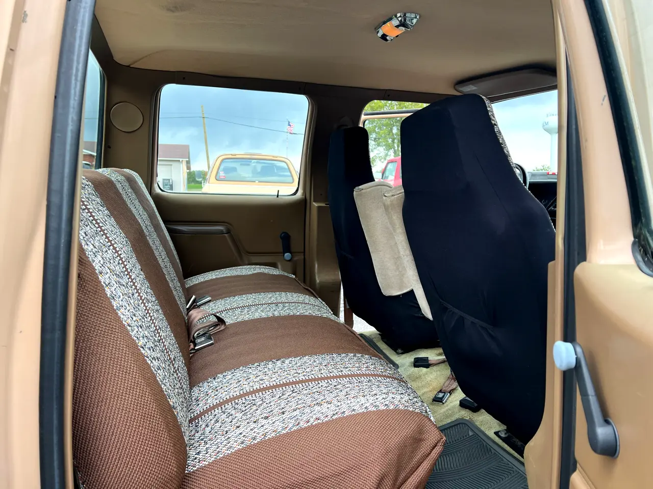 1987-ford-f350-crew-cab-4x4-centurion-for-sale-016