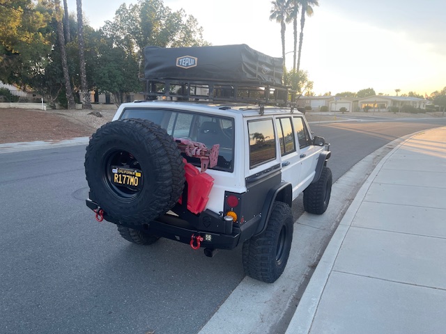 1987-jeep-cherokee-xj-for-sale-02
