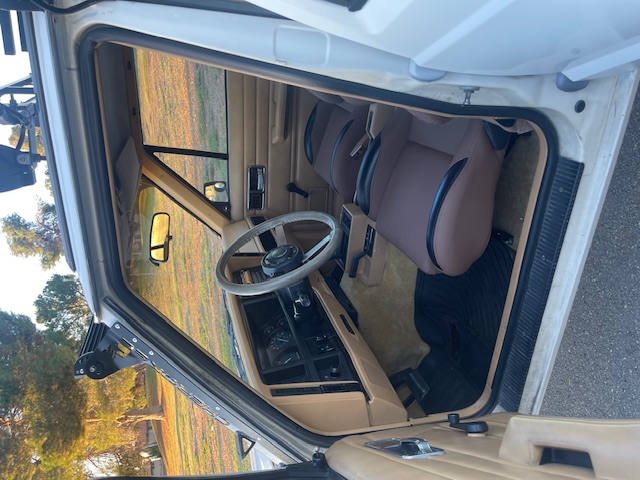1987-jeep-cherokee-xj-for-sale-06
