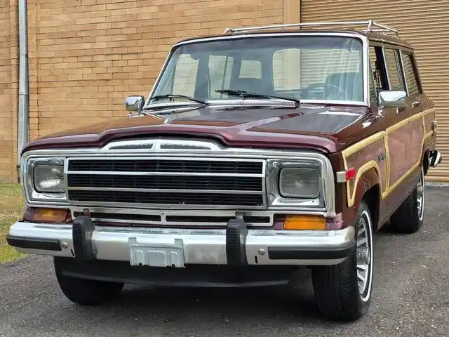 1987-jeep-grand-wagoneer-for-sale-hope-mills-nc-2
