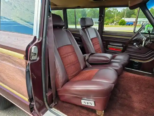 1987-jeep-grand-wagoneer-for-sale-hope-mills-nc-28