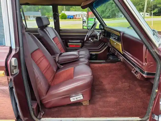 1987-jeep-grand-wagoneer-for-sale-hope-mills-nc-29