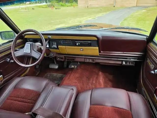 1987-jeep-grand-wagoneer-for-sale-hope-mills-nc-31