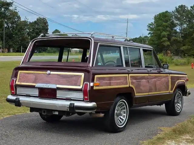 1987-jeep-grand-wagoneer-for-sale-hope-mills-nc-7