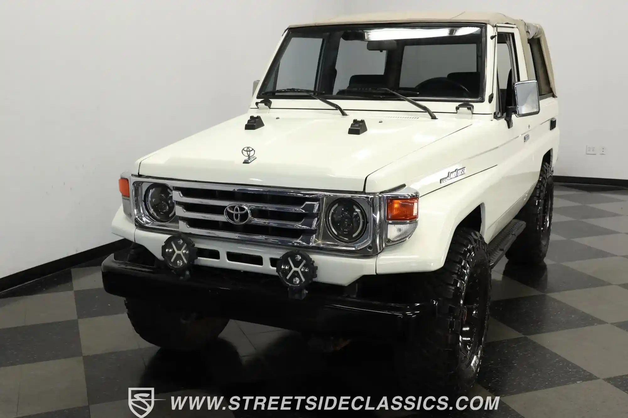 1987-toyota-land-cruiser-fj73-for-sale-streetside-classics-tampa-fl-18