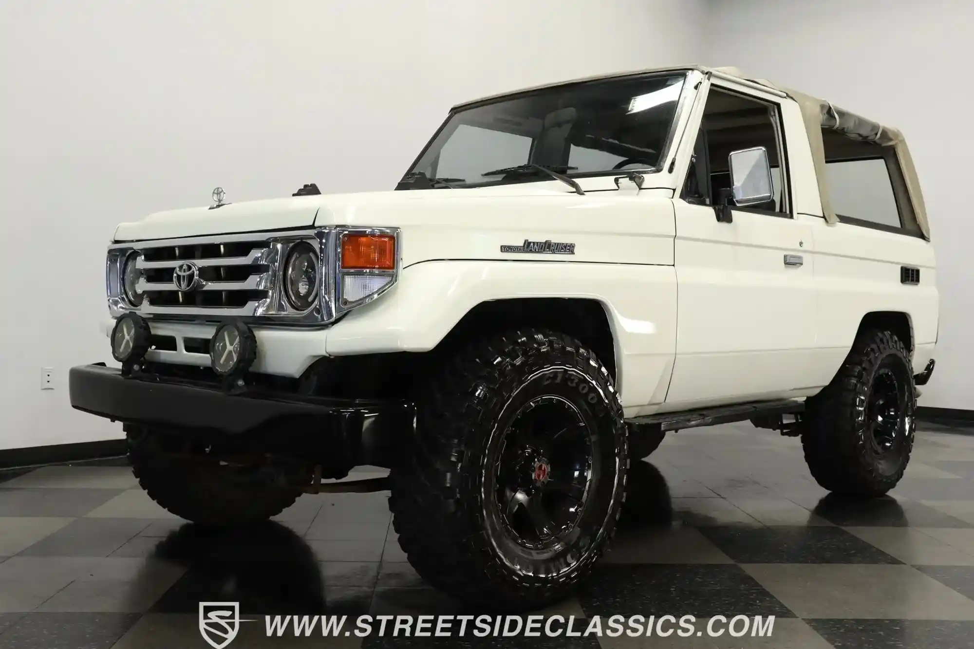 1987-toyota-land-cruiser-fj73-for-sale-streetside-classics-tampa-fl-19