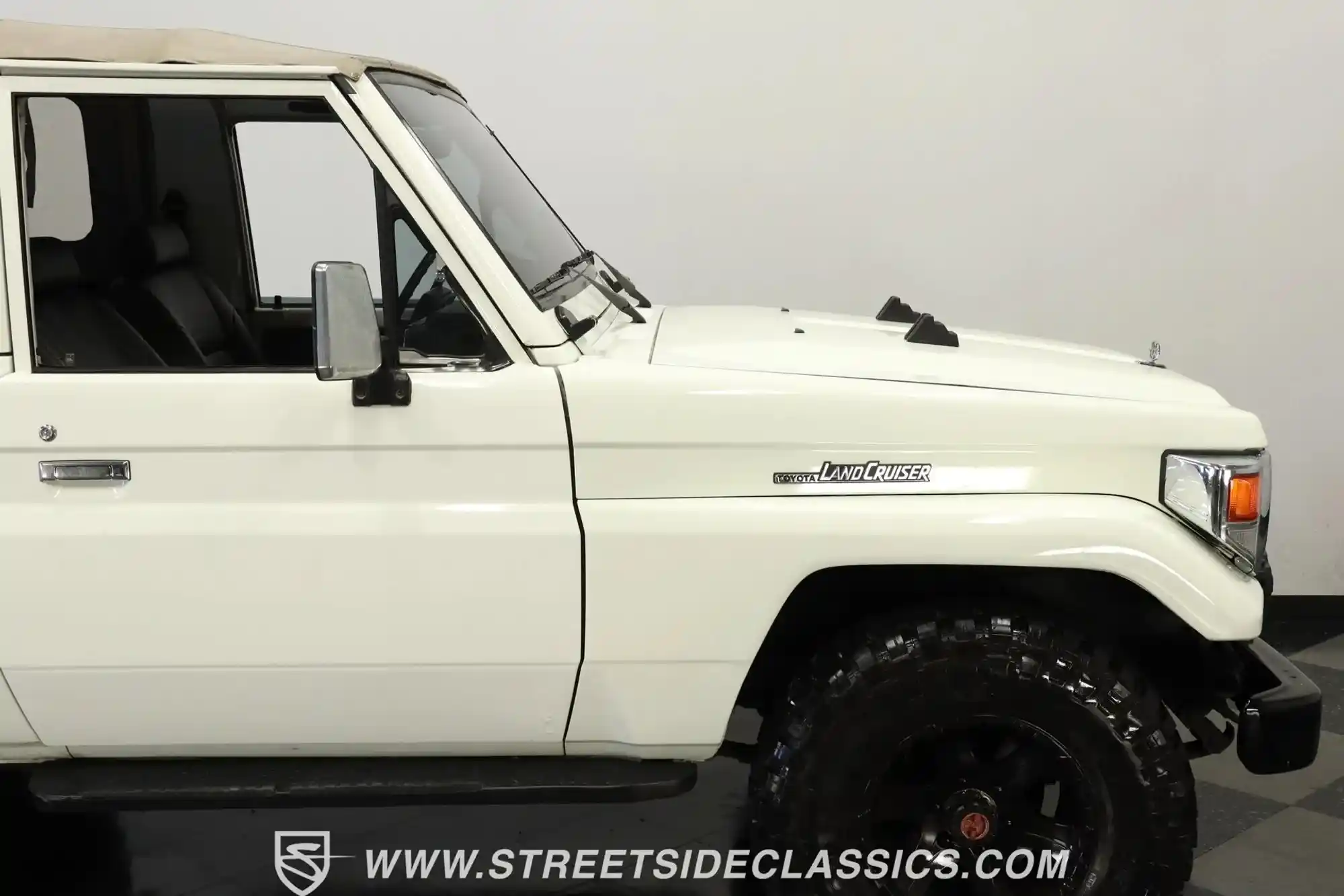 1987-toyota-land-cruiser-fj73-for-sale-streetside-classics-tampa-fl-24