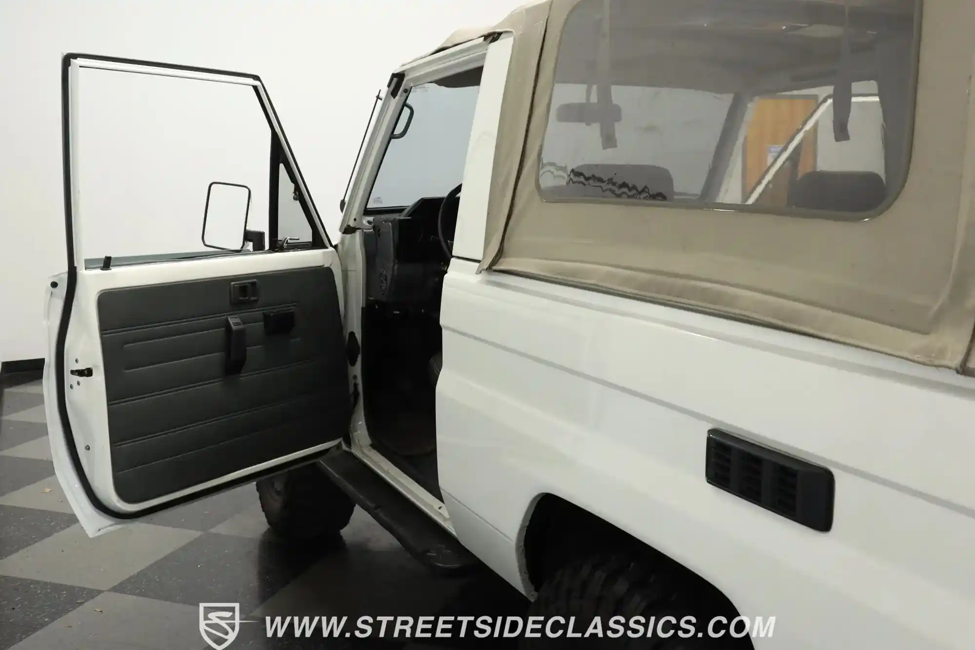 1987-toyota-land-cruiser-fj73-for-sale-streetside-classics-tampa-fl-25