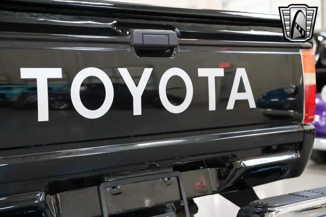 1987-toyota-pickup-rwd-for-sale-san-antonio-tx-43
