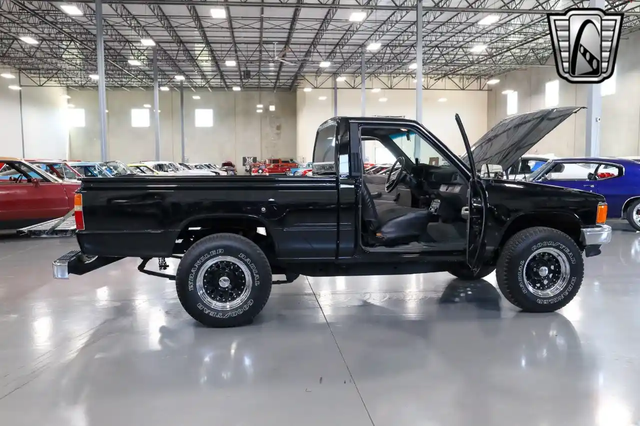 1987-toyota-pickup-rwd-for-sale-san-antonio-tx-54