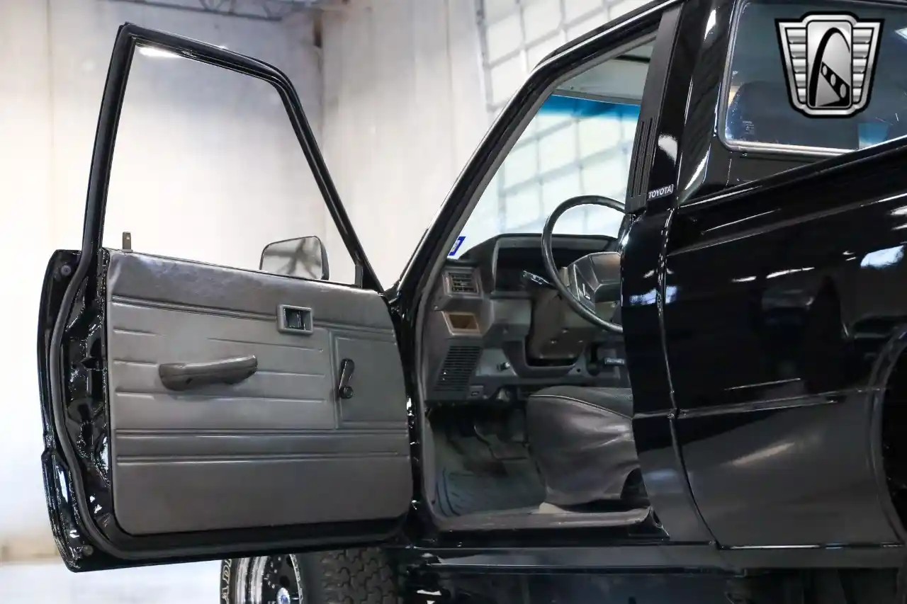 1987-toyota-pickup-rwd-for-sale-san-antonio-tx-83