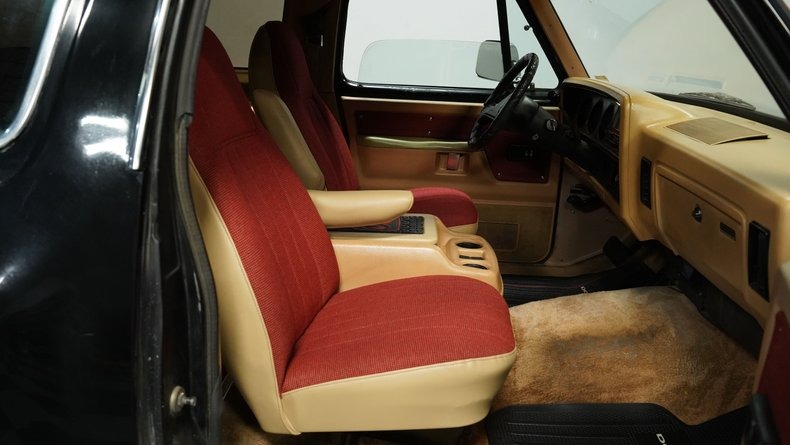 1988-dodge-ramcharger-for-sale (29)