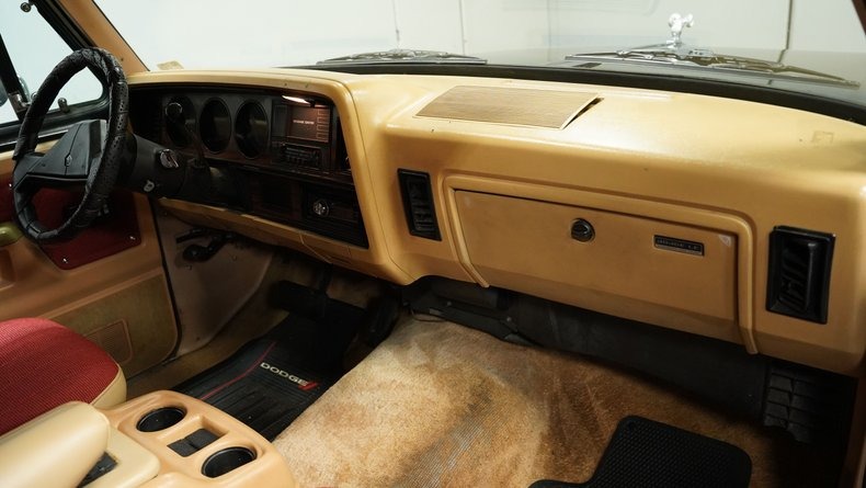 1988-dodge-ramcharger-for-sale (30)