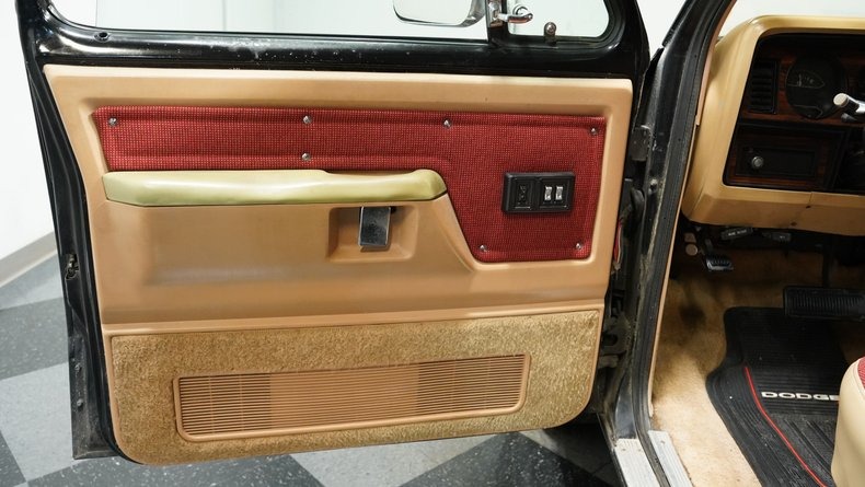 1988-dodge-ramcharger-for-sale (41)
