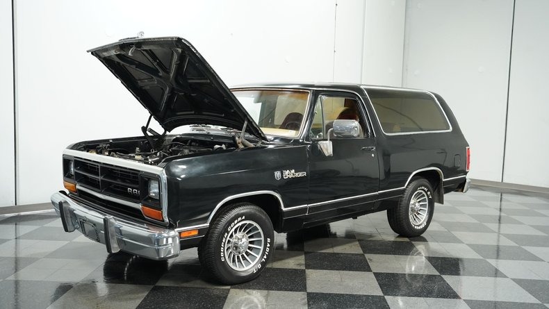 1988-dodge-ramcharger-for-sale (45)