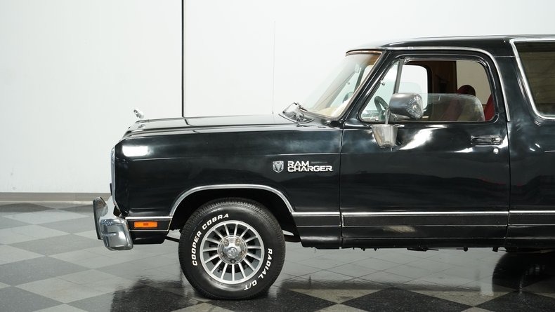 1988-dodge-ramcharger-for-sale (52)