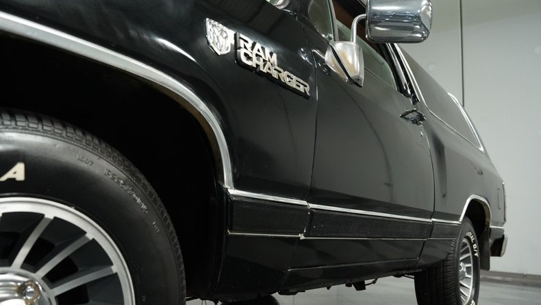 1988-dodge-ramcharger-for-sale (53)