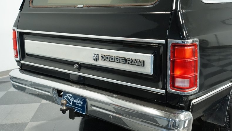 1988-dodge-ramcharger-for-sale (54)