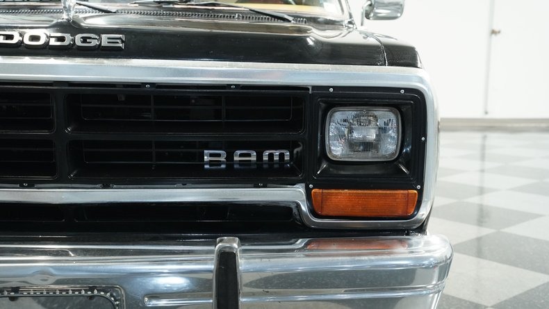 1988-dodge-ramcharger-for-sale (56)
