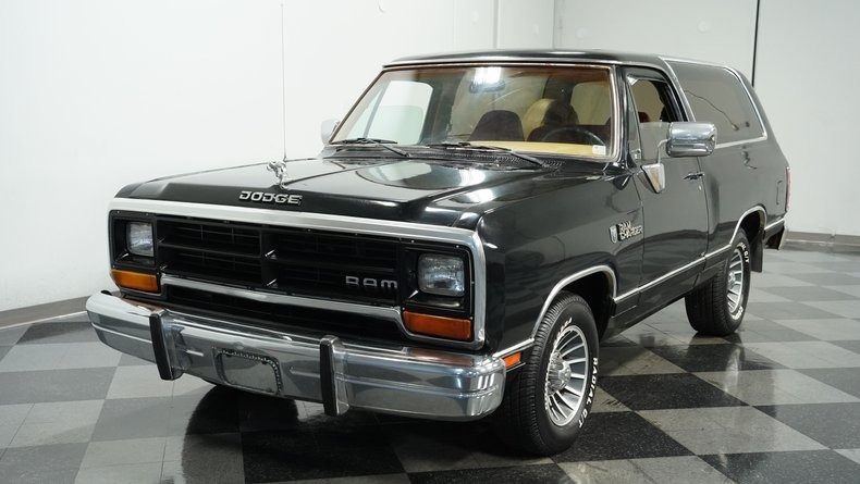 1988-dodge-ramcharger-for-sale (57)