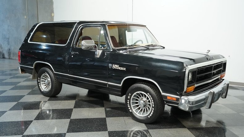 1988-dodge-ramcharger-for-sale (61)