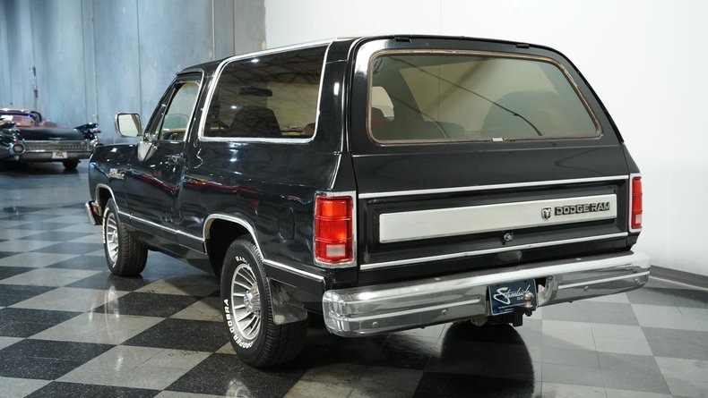 1988-dodge-ramcharger-for-sale (65)