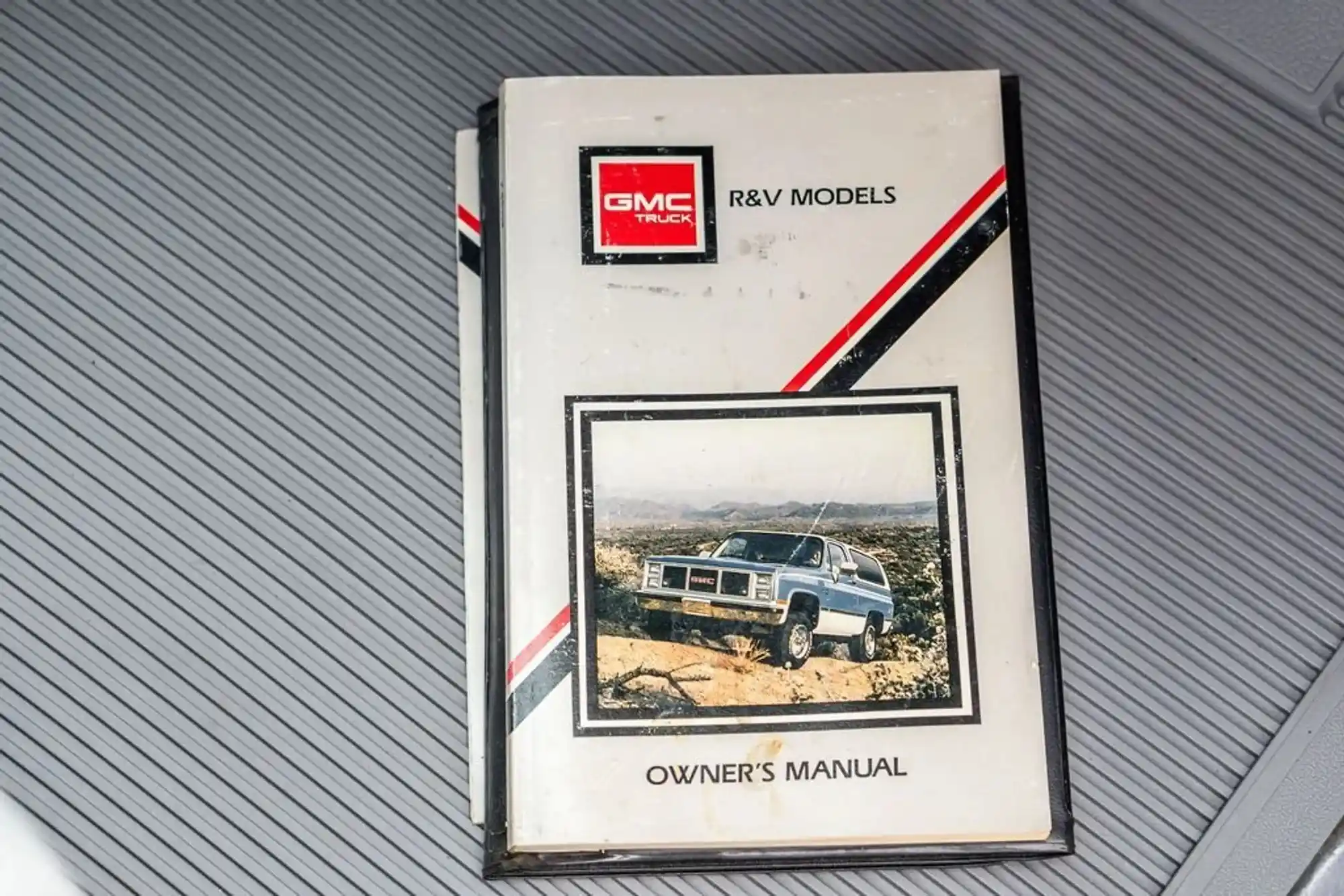 1988-gmc-jimmy-sierra-classic-for-sale-laguna-beach-ca-134