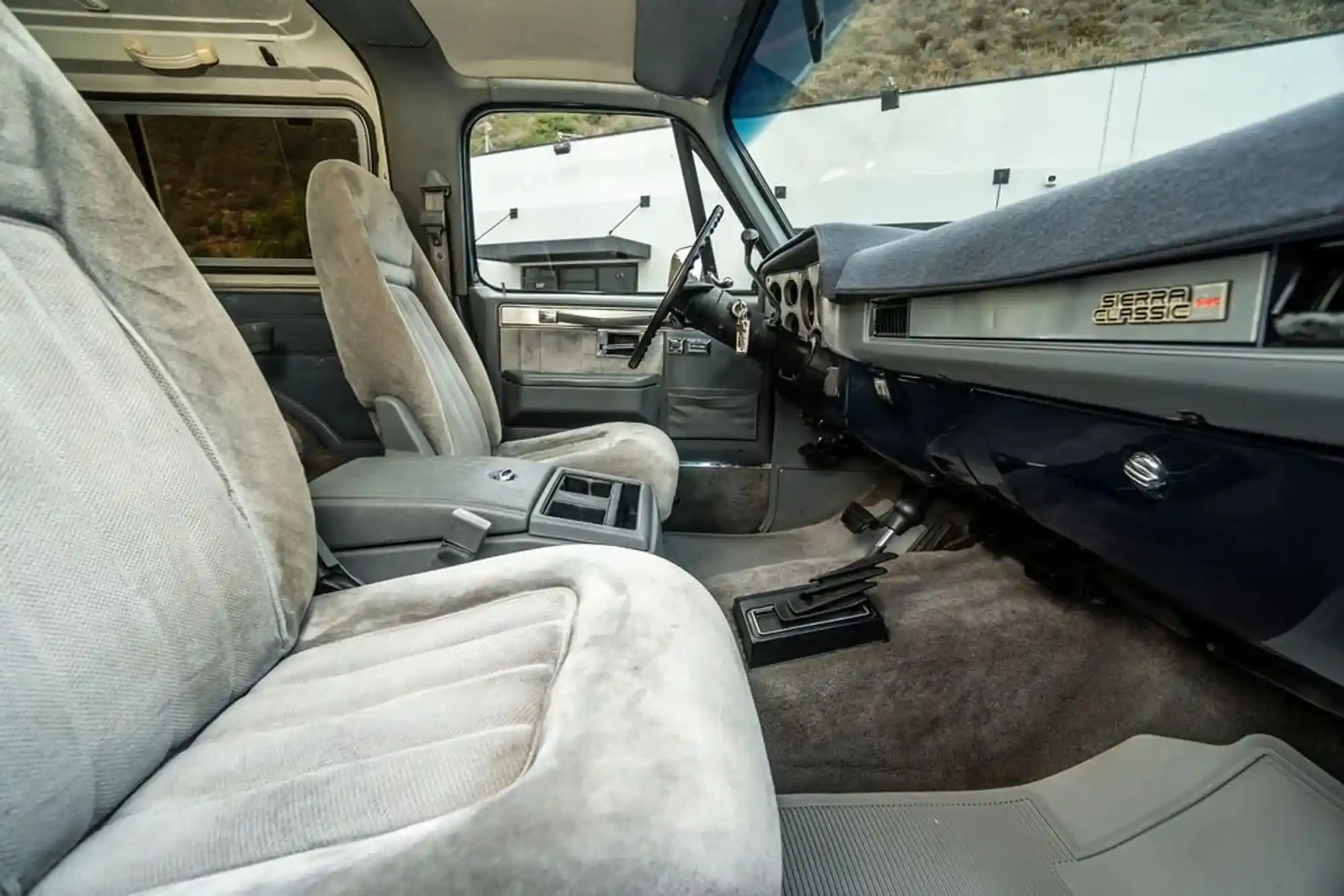 1988-gmc-jimmy-sierra-classic-for-sale-laguna-beach-ca-49