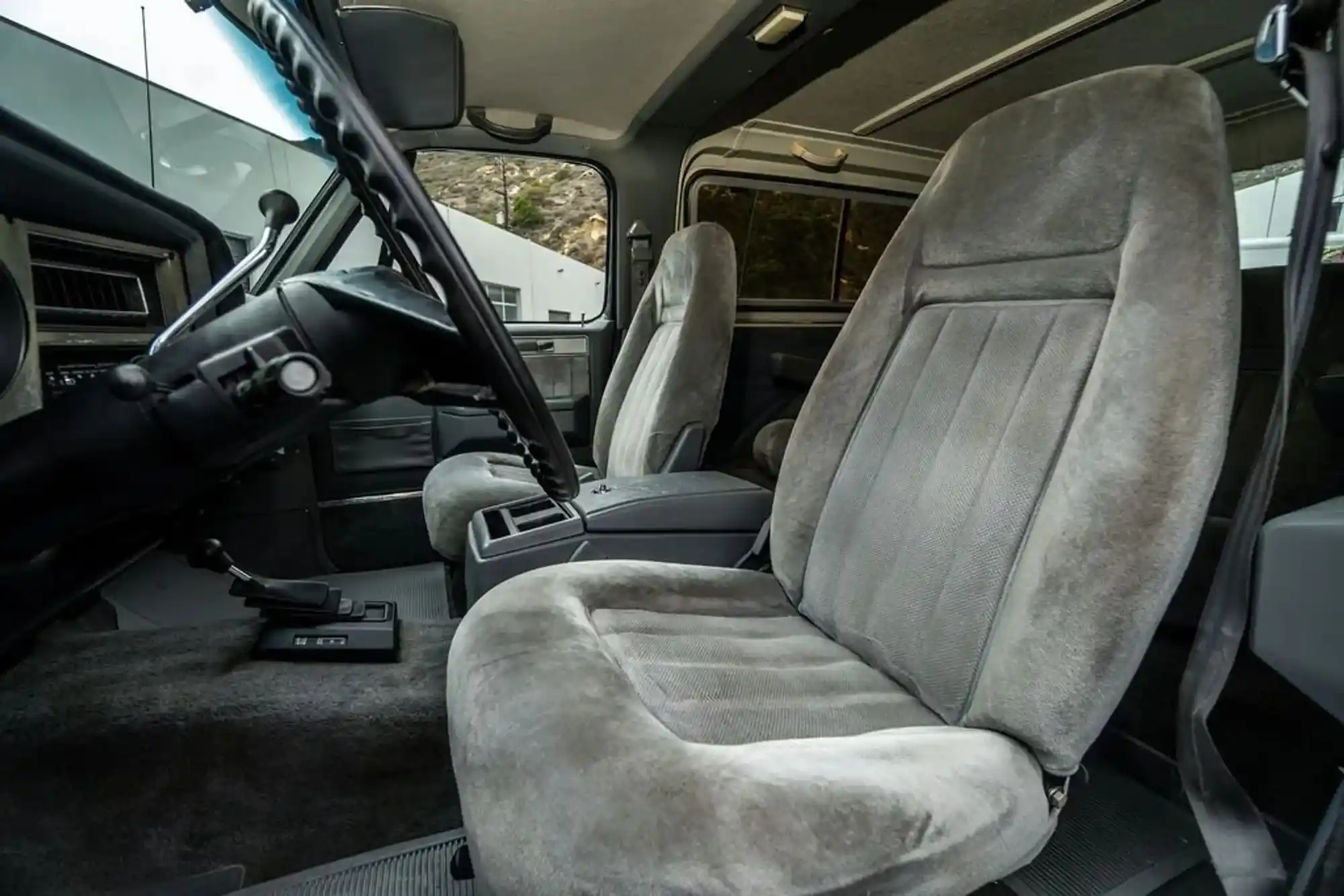 1988-gmc-jimmy-sierra-classic-for-sale-laguna-beach-ca-52