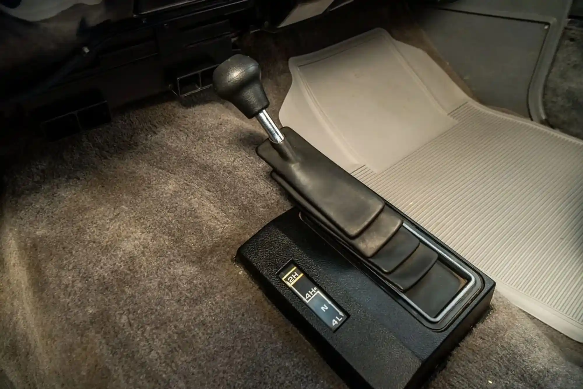 1988-gmc-jimmy-sierra-classic-for-sale-laguna-beach-ca-82