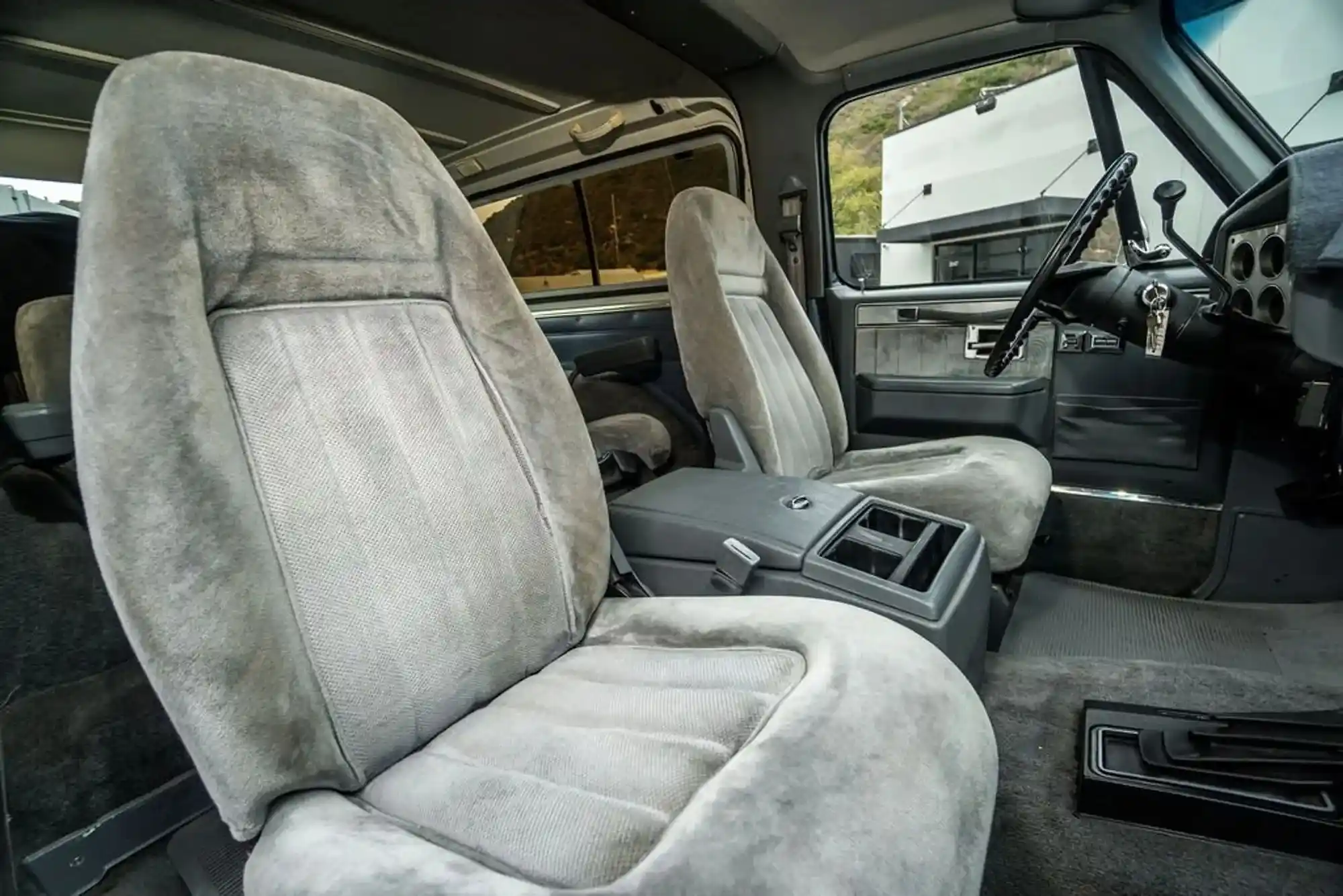 1988-gmc-jimmy-sierra-classic-for-sale-laguna-beach-ca-91