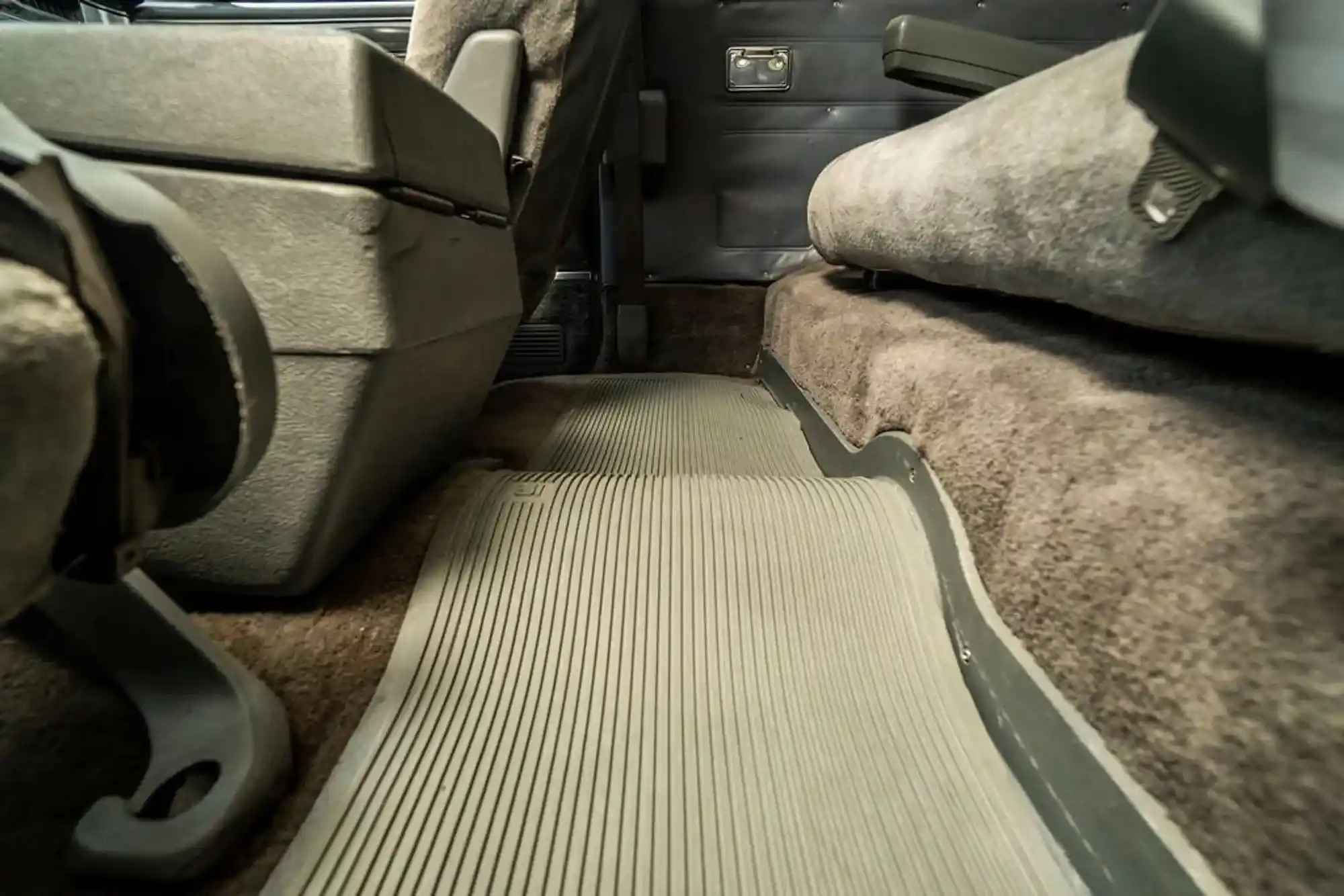 1988-gmc-jimmy-sierra-classic-for-sale-laguna-beach-ca-99