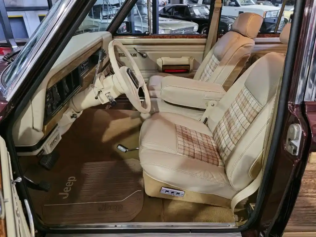 1988-jeep-grand-wagoneer-for-sale-boerne-tx-20