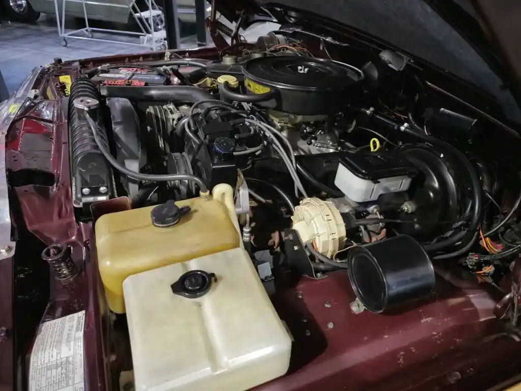1988-jeep-grand-wagoneer-for-sale-boerne-tx-37