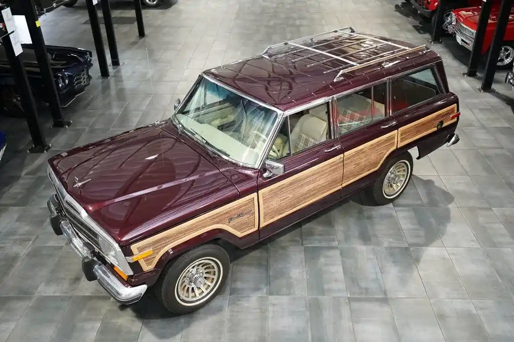 1988-jeep-grand-wagoneer-for-sale-boerne-tx-38