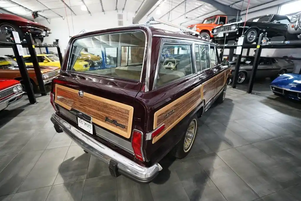 1988-jeep-grand-wagoneer-for-sale-boerne-tx-6