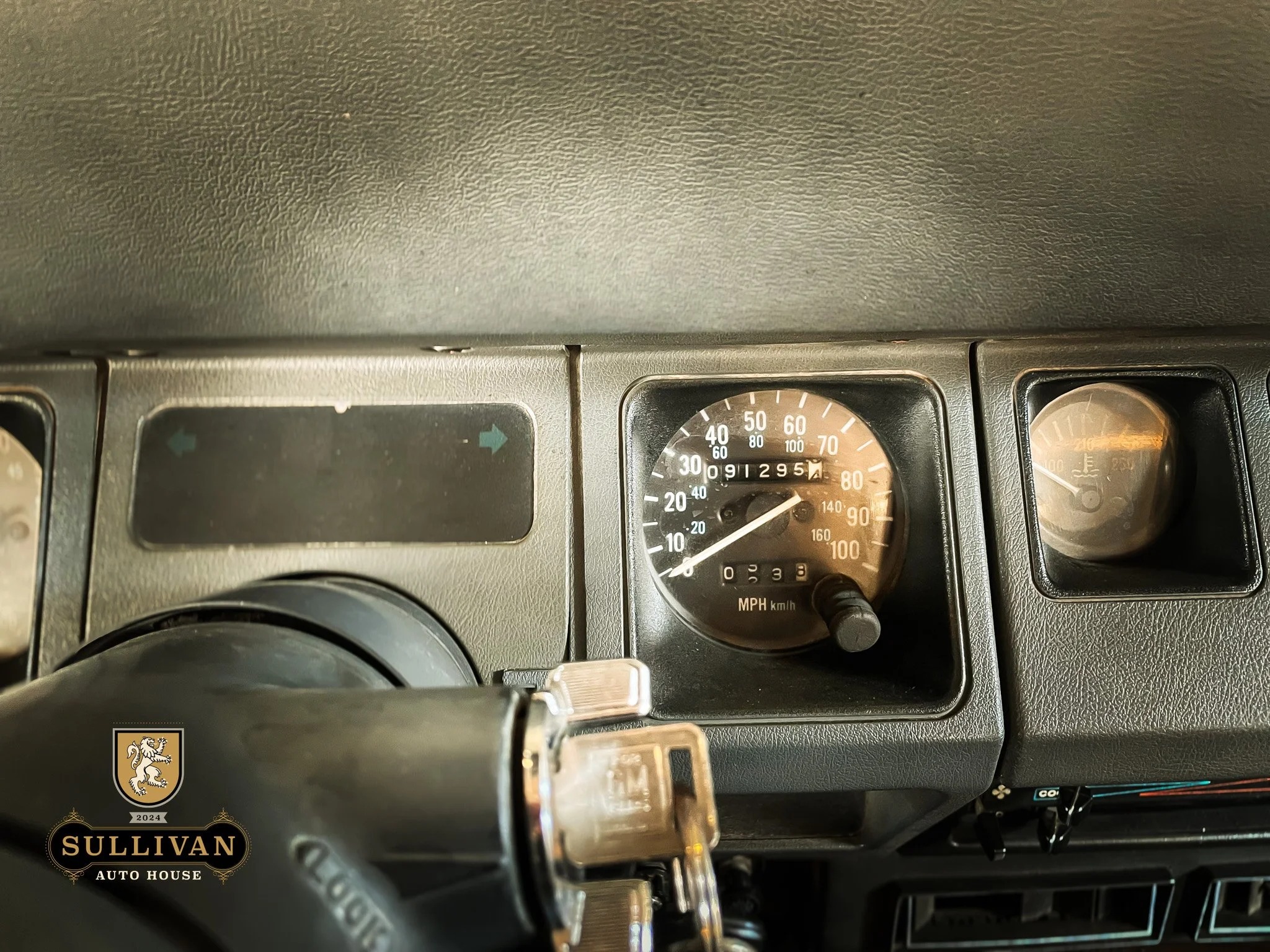 1989-jeep-wrangler-islander-for-sale (18)