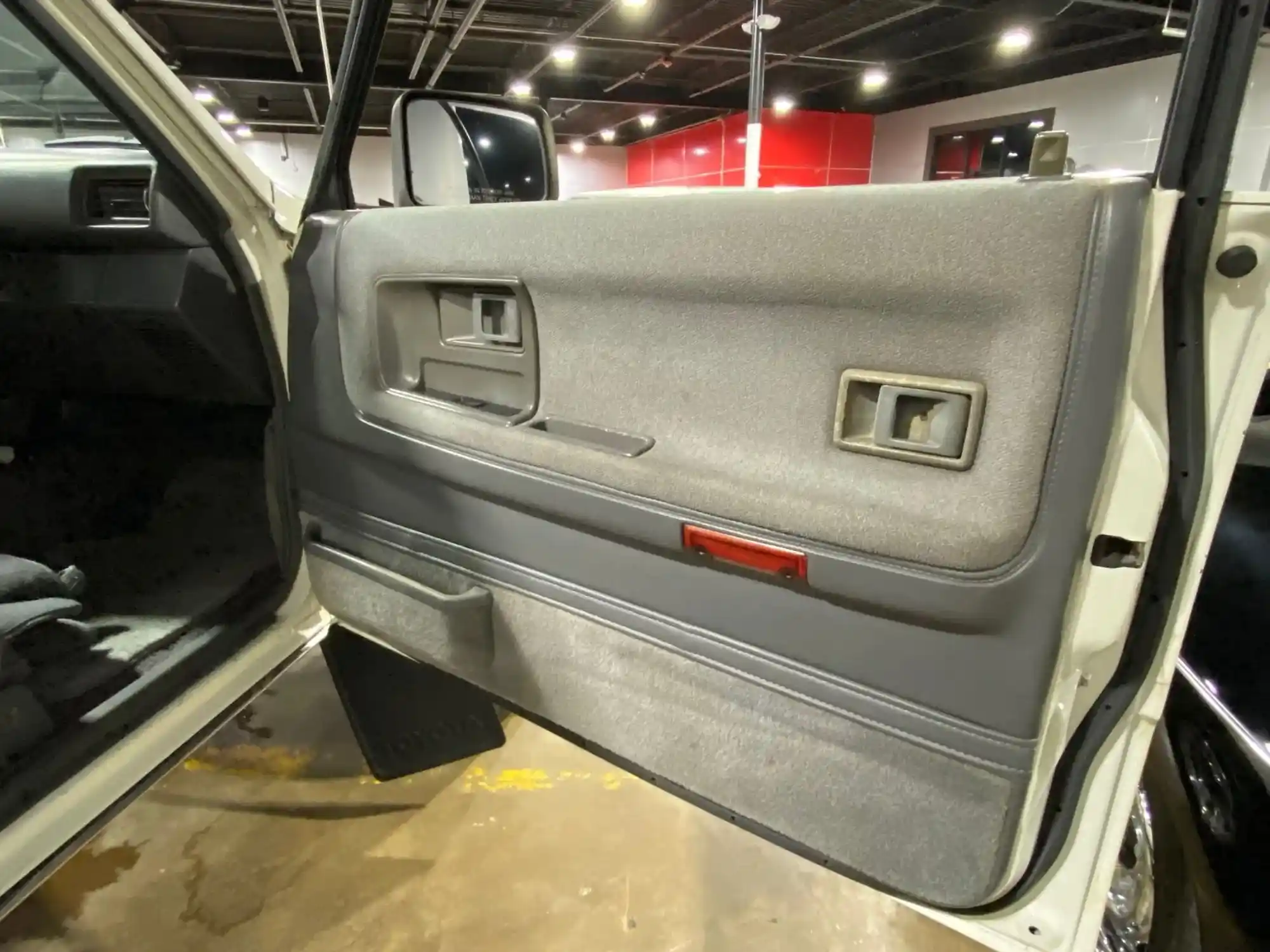 1989-toyota-4runner-sr5-v6-for-sale-collierville-tn-15