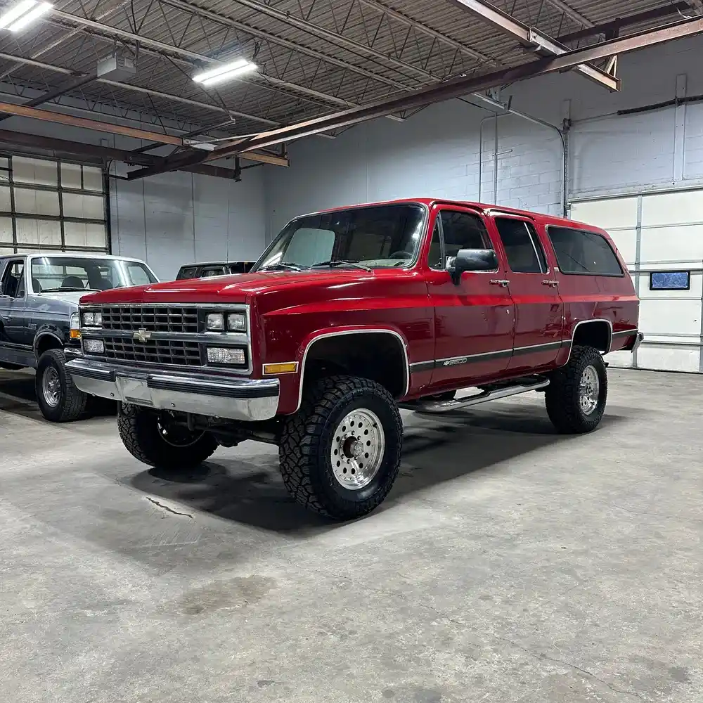 1990-chevrolet-suburban-2500-for-sale-elkhart-in-01