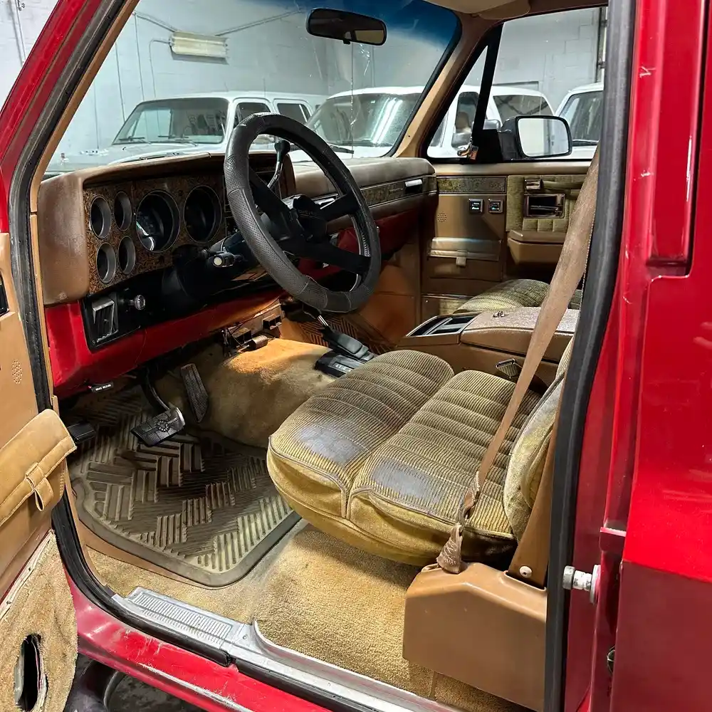 1990-chevrolet-suburban-2500-for-sale-elkhart-in-18