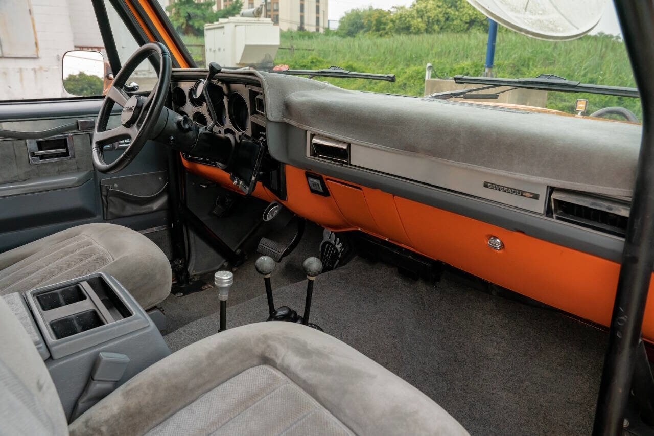 1990-chevy-blazer-for-sale (21)