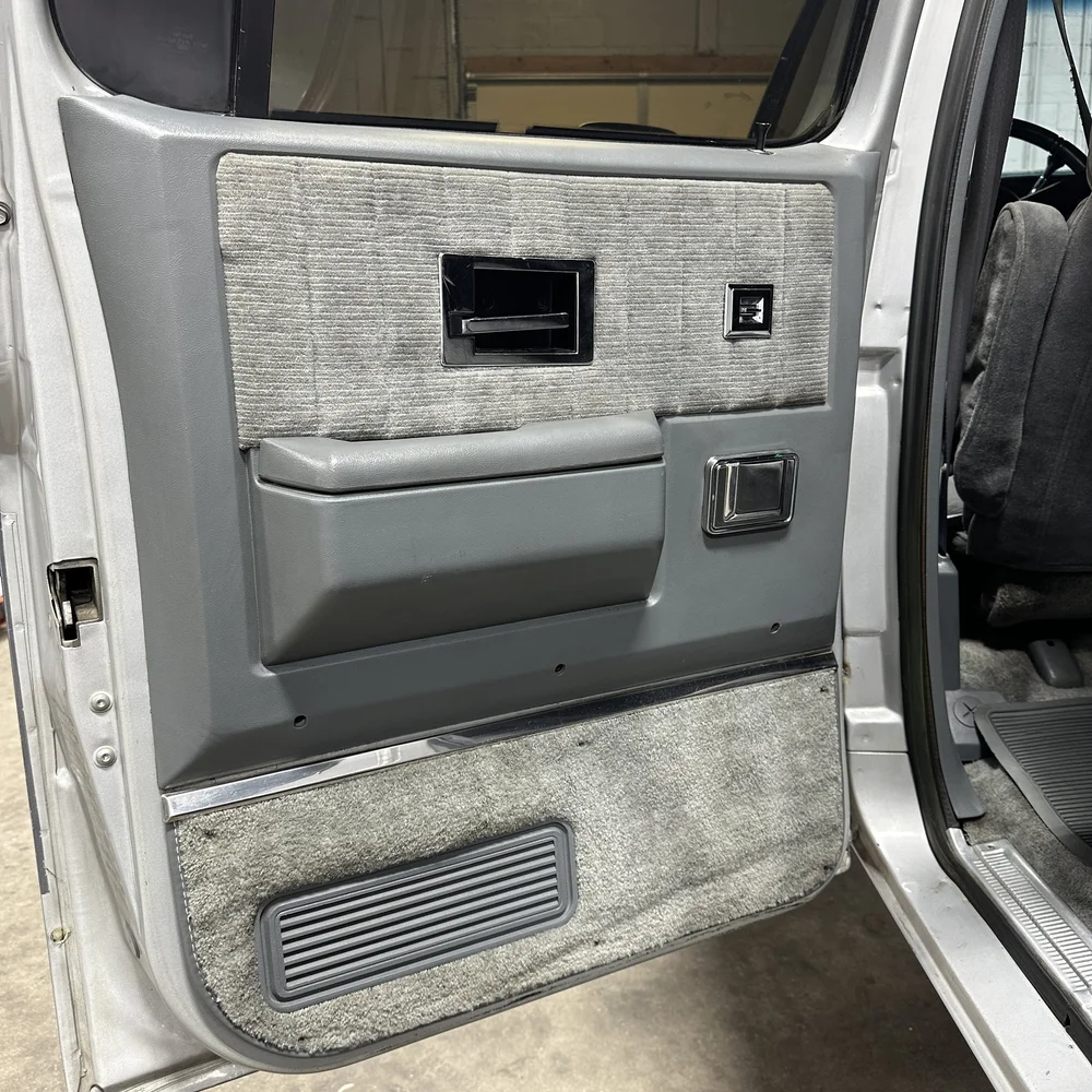 1990-gmc-suburban-for-sale-elkhart-in-29